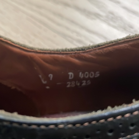 Allen Edmonds Men’s Newmok Size US 9 D Black Leather Wingtip Oxford Dress Shoes - Picture 2 of 5